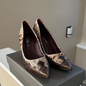 Donald Pliner Heels - western style - Sz 8